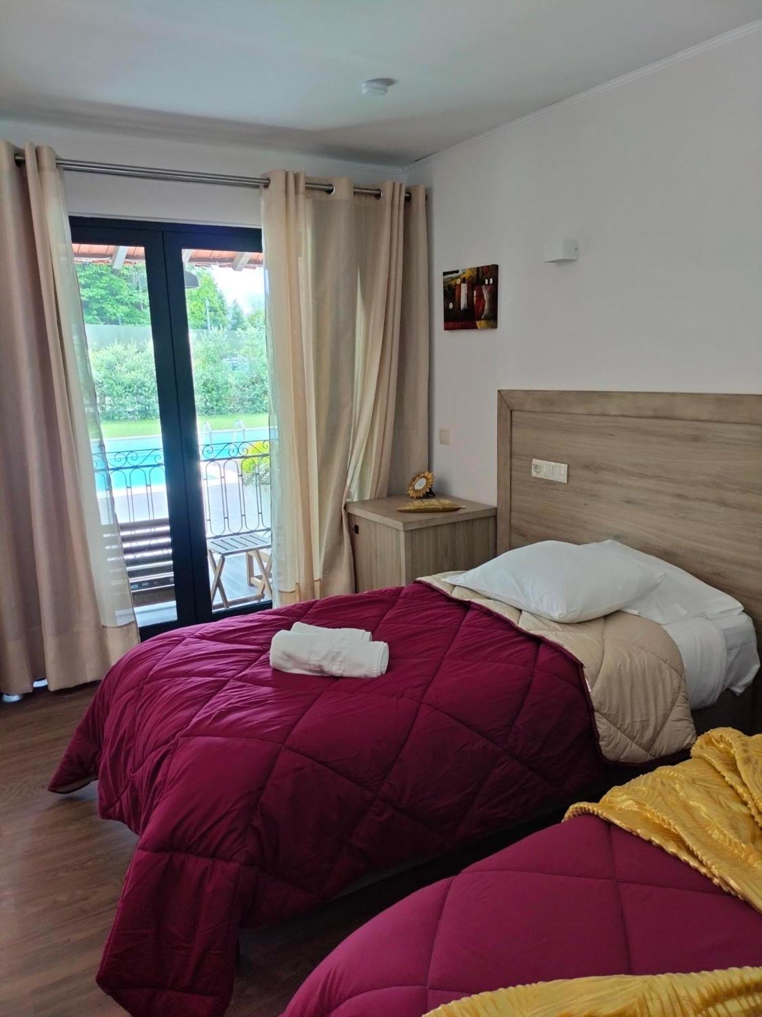 Quinta Padre Lobo Guest House Santa Maria da Feira Bilik gambar